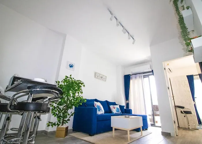 2 Bed - Sleeps 4 - Services
