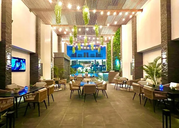 2 Bed - Sleeps 4 - Services Apartment *
